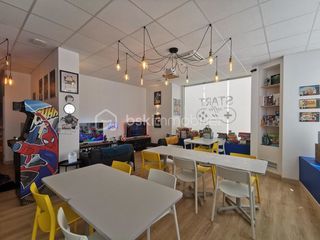  Immeuble � vendre 12 pi�ces 440 m�