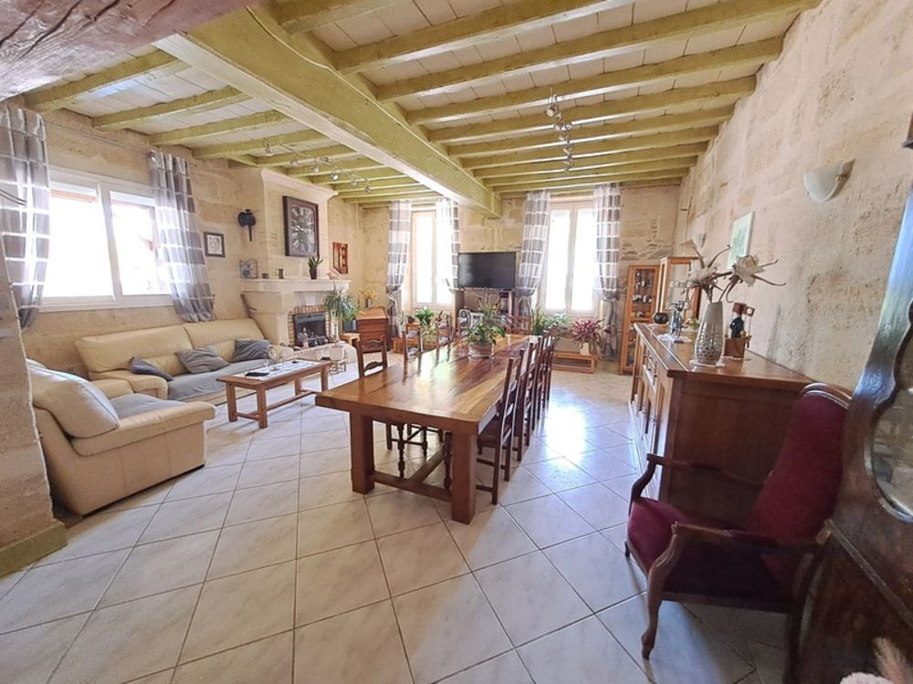 � vendre  Propri�t�/ch�teau Saint-Andr�-de-Cubzac (33240)