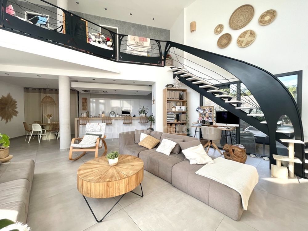 � vendre  Villa Aigues-Mortes (30220)