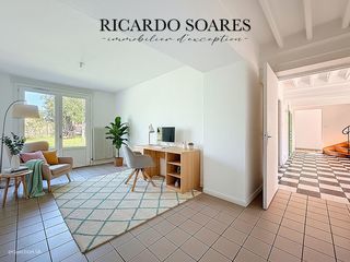  Propri�t�/ch�teau � vendre 10 pi�ces 257 m�