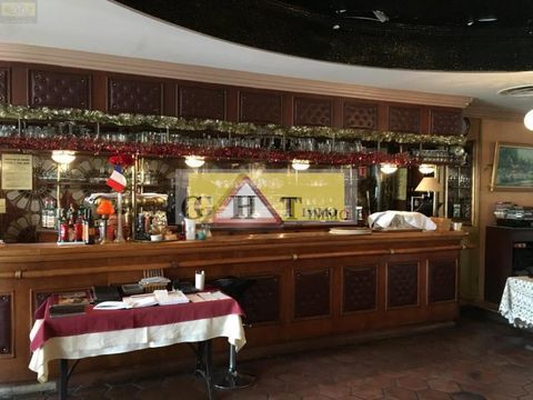 IMMEUBLE COMMERCIAL 566 M&sup2; A VENDRE A JOINVILLE LE PONT 2250000 94340 Joinville le pont