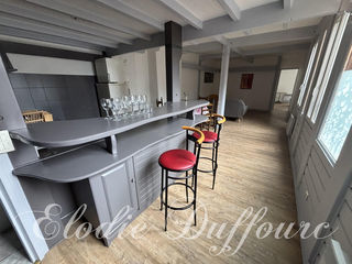  Immeuble � vendre 320 m�