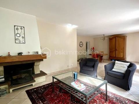   Maison familiale 7 chambres � 160 m� � jardin au calme � T12 � proximit� Maison - 7 pi�ce(s) - 160 m�