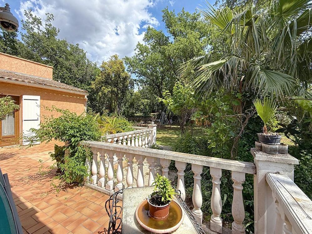 � vendre  Maison Cuers (83390)