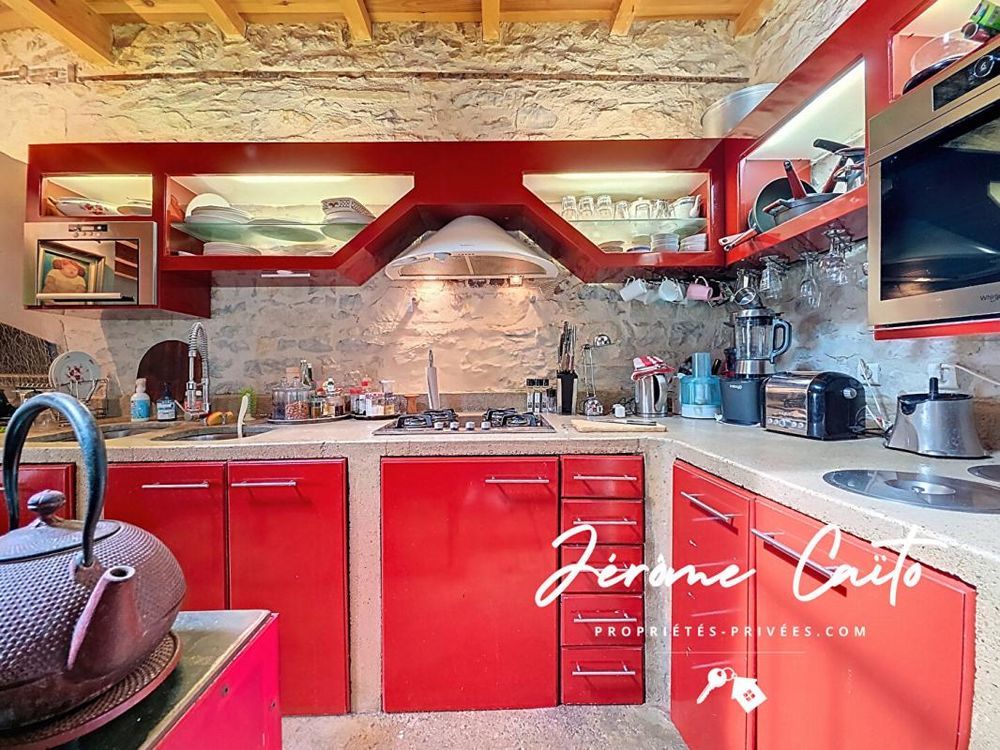 � vendre  Propri�t�/ch�teau Nimes (30900)