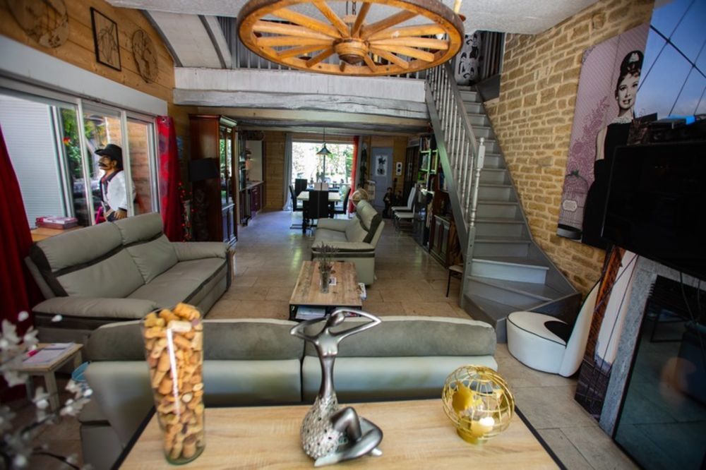 � vendre  Propri�t�/ch�teau Confracourt (70120)