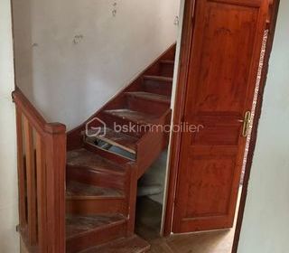  Propri�t�/ch�teau � vendre 9 pi�ces 218 m�