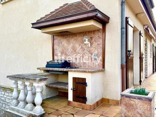  Maison � vendre 8 pi�ces 183 m�