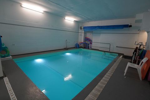 LEZIGNAN CORBIERES - LOCAL COMMERCIAL, PISCINE SPA   piscine professionnelle &eacute;quip&eacute;e 45000 11200 Lezignan corbieres