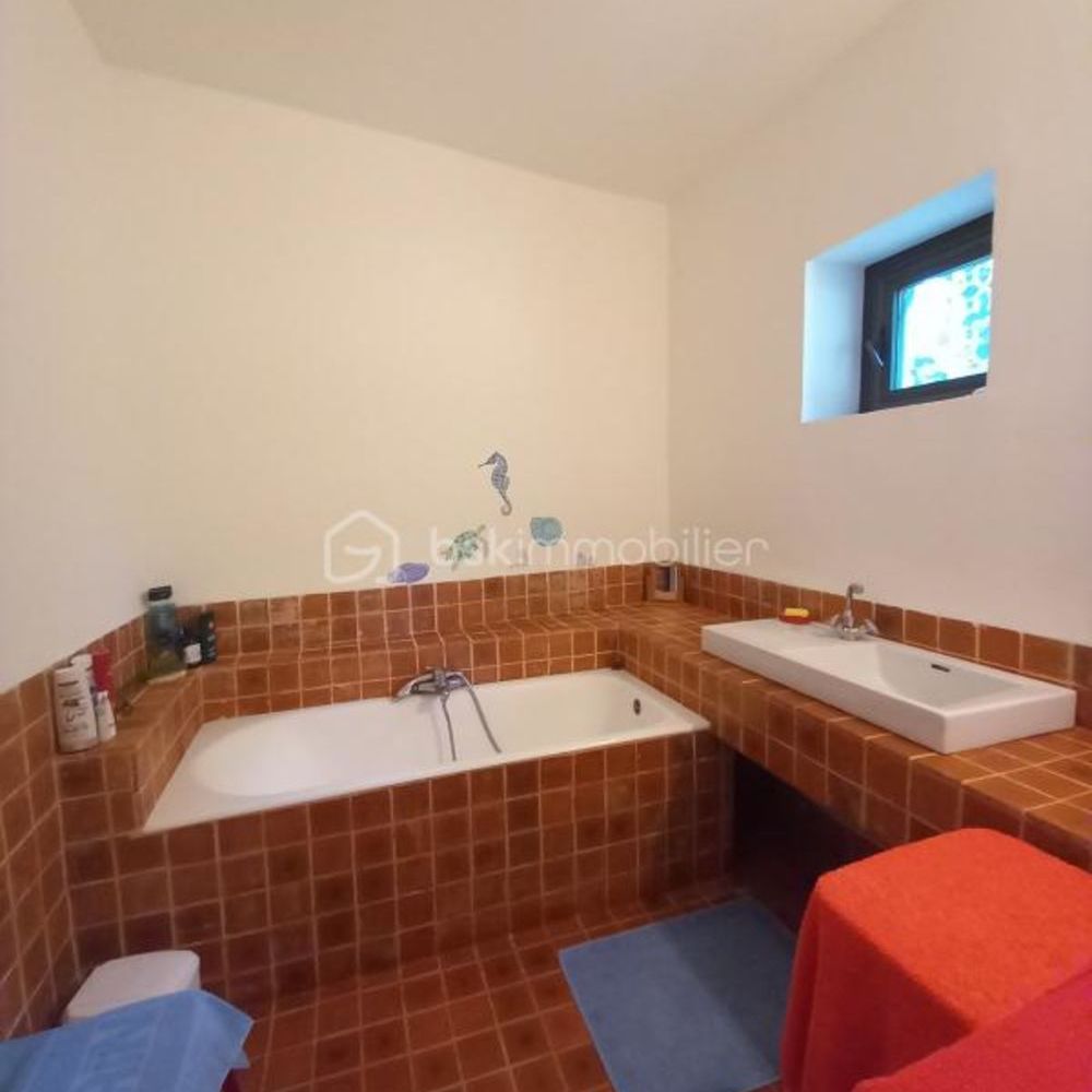 � vendre  Propri�t�/ch�teau Lod�ve (34700)