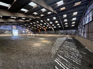  Propri�t�/ch�teau � vendre 7 pi�ces 7786 m�