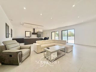  Maison � vendre 5 pi�ces 150 m�