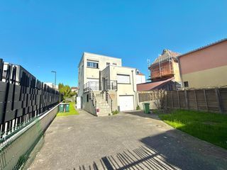  Maison � vendre 8 pi�ces 169 m�