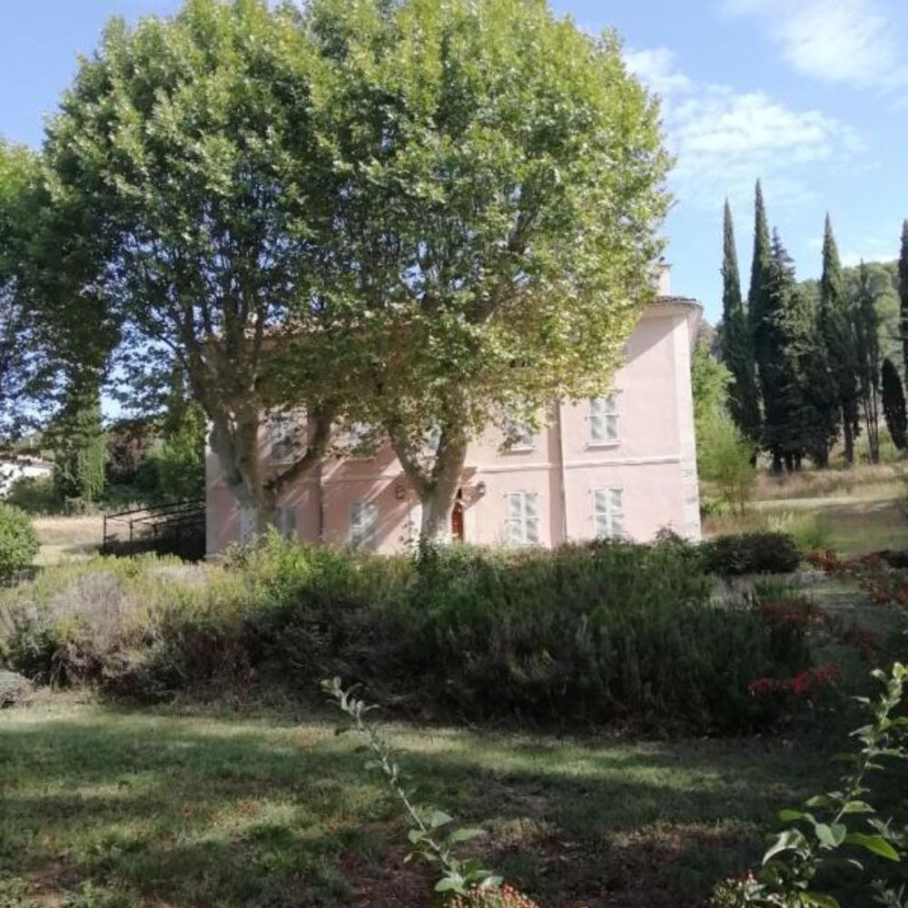 � vendre  Propri�t�/ch�teau Aups (83630)