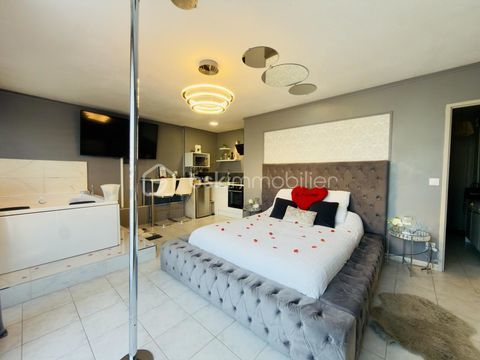   LOVE ROOM RENTABLE � 25 000� / AN � CL� EN MAIN � INVESTISSEMENT Appartement - 1 pi�ce(s) - 35 m�