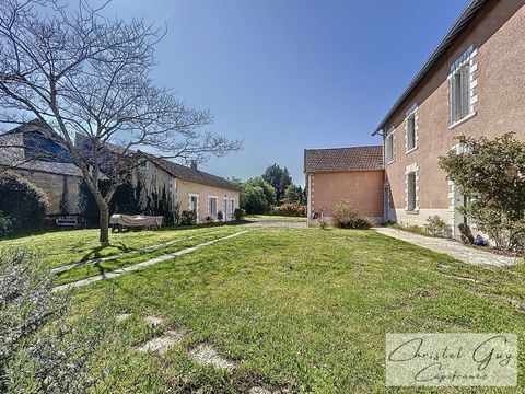   Vaas (72500) - Propri�t� de Charme 1910 de 175 m� + Maison d'amis, 7 Pi�ces, Terrain de 1260 m�, Id�ale R�sidence Principale ou Maison - 7 pi�ce(s) - 224 m�