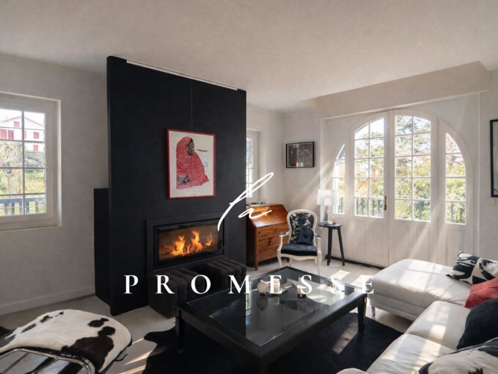 � vendre  Villa Gu�thary (64210)