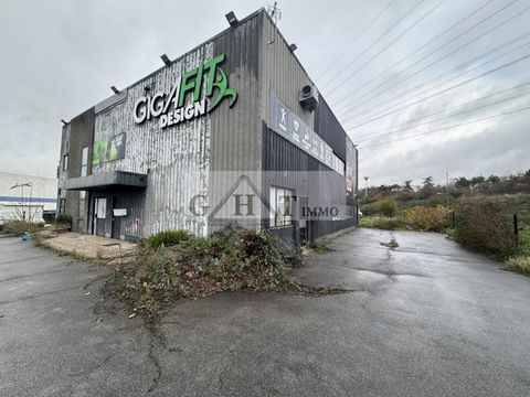 A vendre Local Commercial en zone commerciale 900000 94000 Creteil