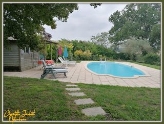  Maison � vendre 9 pi�ces 215 m�