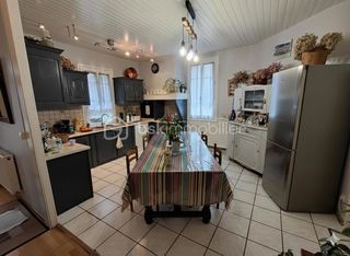  Propri�t�/ch�teau � vendre 6 pi�ces 139 m�