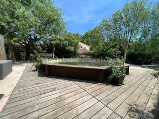  Villa � vendre 9 pi�ces 252 m�