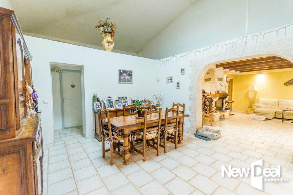 � vendre  Propri�t�/ch�teau Tourrettes (83440)