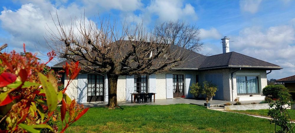 � vendre  Villa Champagne-au-Mont-d'Or (69410)