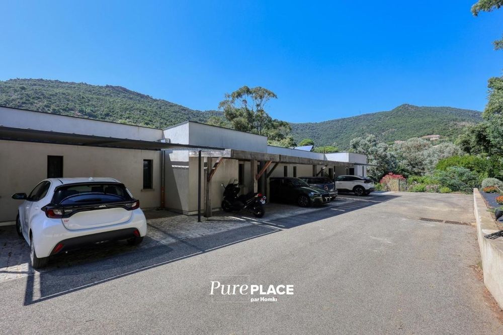 � vendre  Appartement Le Lavandou (83980)