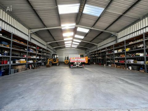 LACROIX SAINT OUEN - Local d'activit&eacute; 300 m&sup2; 2900 60200 Compiegne