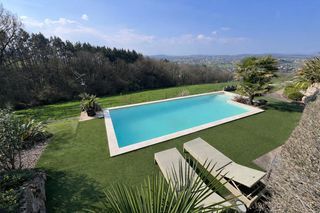  Maison � vendre 8 pi�ces 195 m�