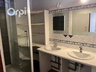  Appartement � louer 3 pi�ces 75 m�