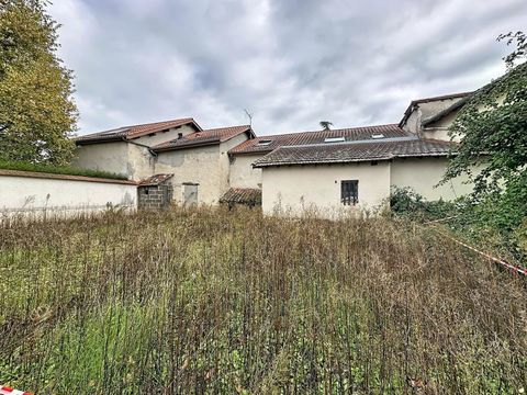   Maison Maison - 7 pi�ce(s) - 195 m�