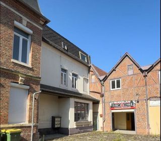  Immeuble � vendre 15 + pi�ces 1200 m�