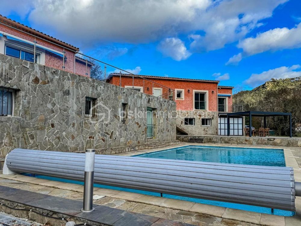 � vendre  Propri�t�/ch�teau Ch�teauvert (83670)