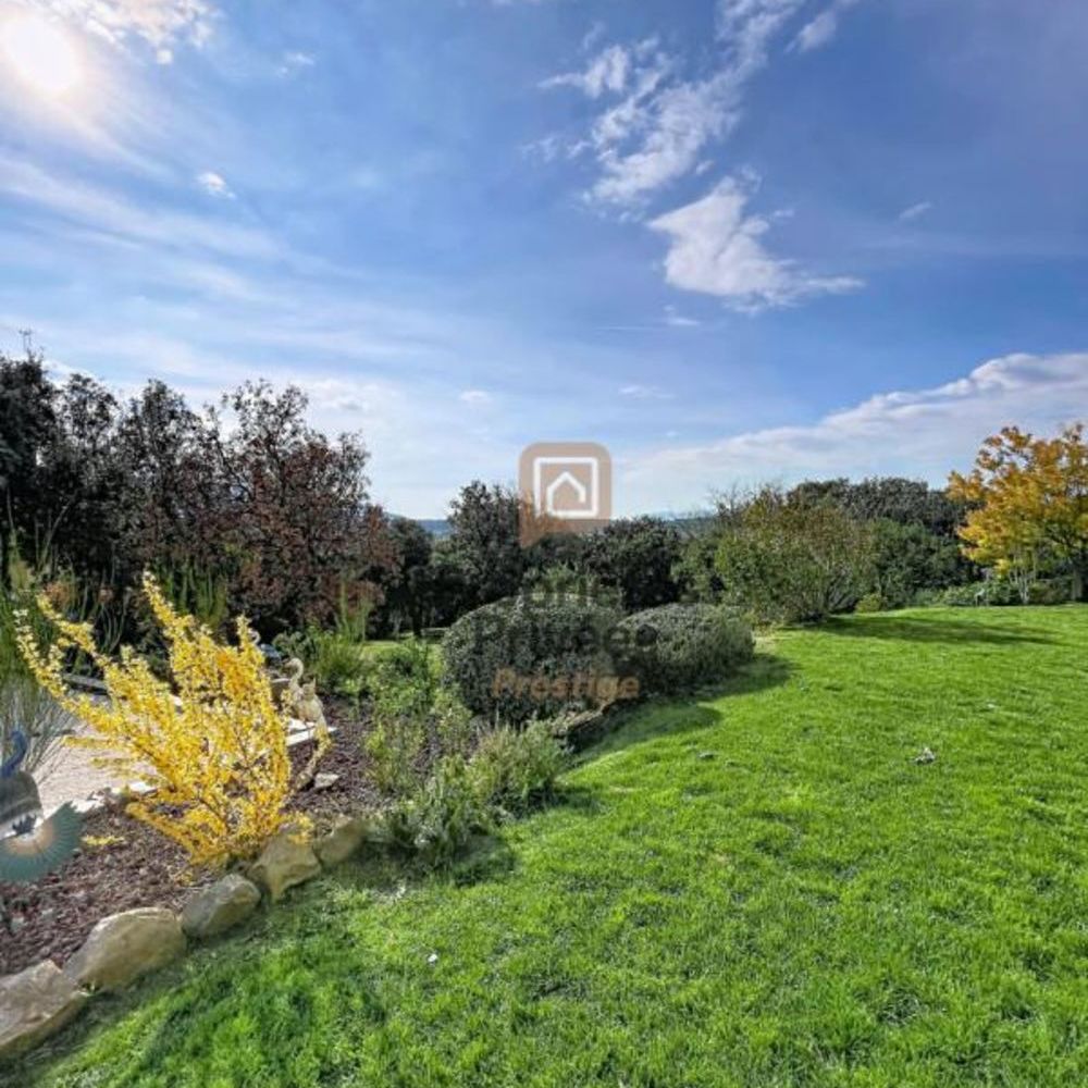 � vendre  Villa Saint-Maximin-la-Sainte-Baume (83470)