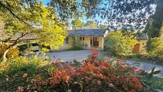  Villa � vendre 7 pi�ces 225 m�