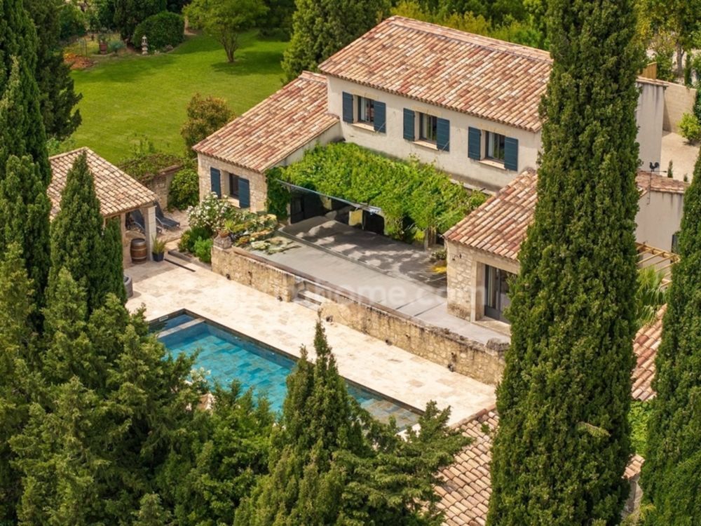 � vendre  Maison Paradou (13520)