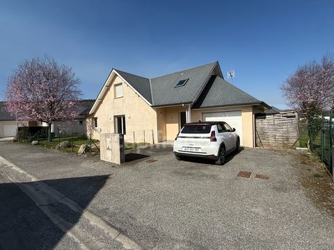   Maison r�cente avec garage et terrain clos Maison - 4 pi�ce(s) - 118 m�