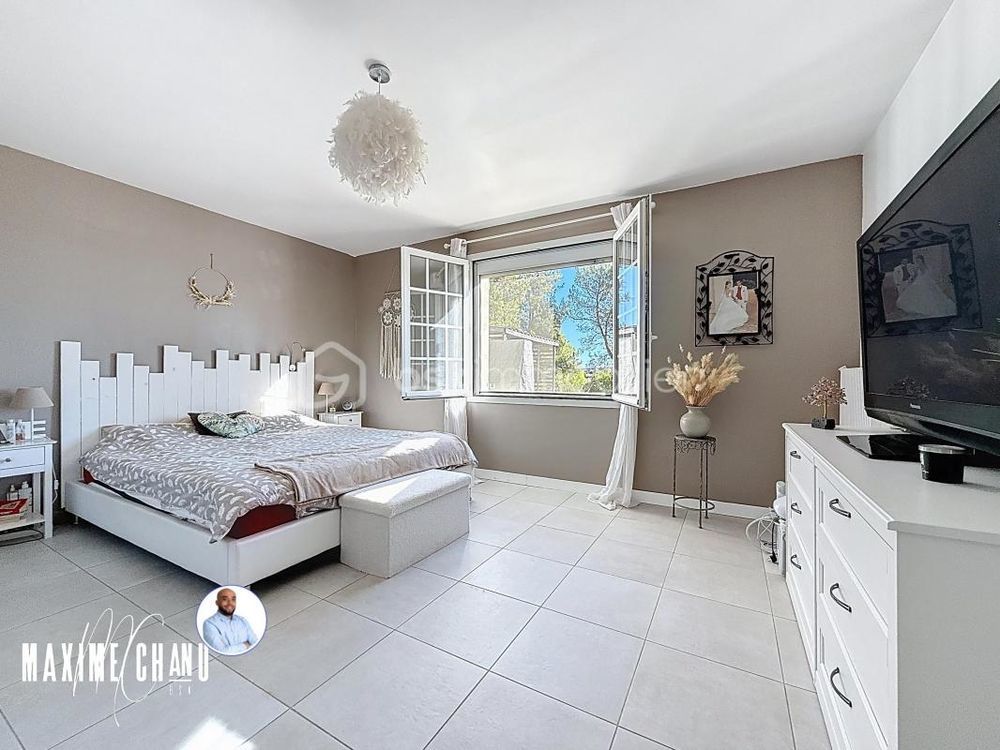 � vendre  Propri�t�/ch�teau Montarnaud (34570)