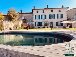  Maison � vendre 9 pi�ces 311 m�