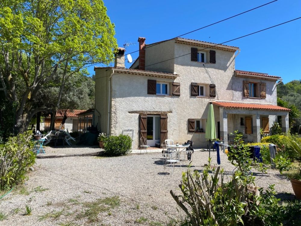 � vendre  Maison Montauroux (83440)