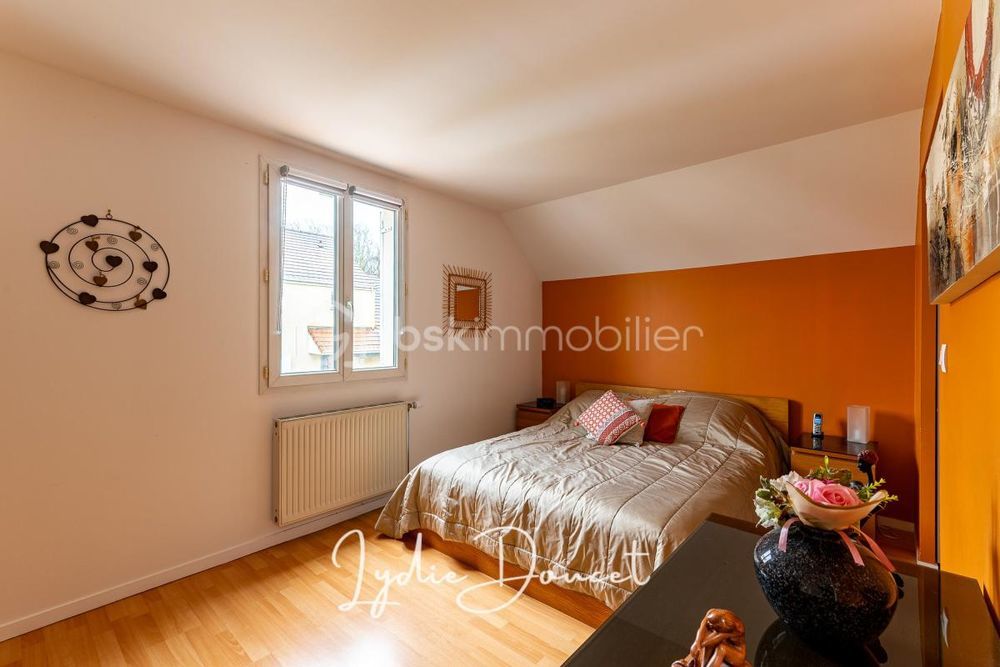 � vendre  Maison Magny-le-Hongre (77700)