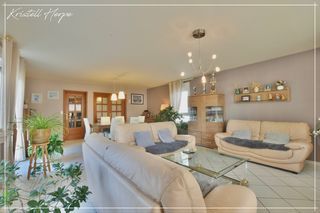  Maison � vendre 9 pi�ces 220 m�