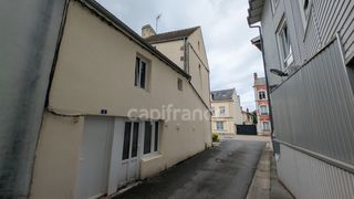  Immeuble � vendre 8 pi�ces 185 m�