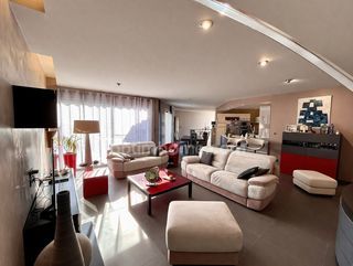  Villa � vendre 9 pi�ces 235 m�