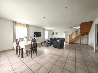  Maison � vendre 7 pi�ces 180 m�