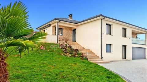   Maison � vendre 7 pi�ces CREUZIER LE NEUF (03) Maison - 7 pi�ce(s) - 190 m�