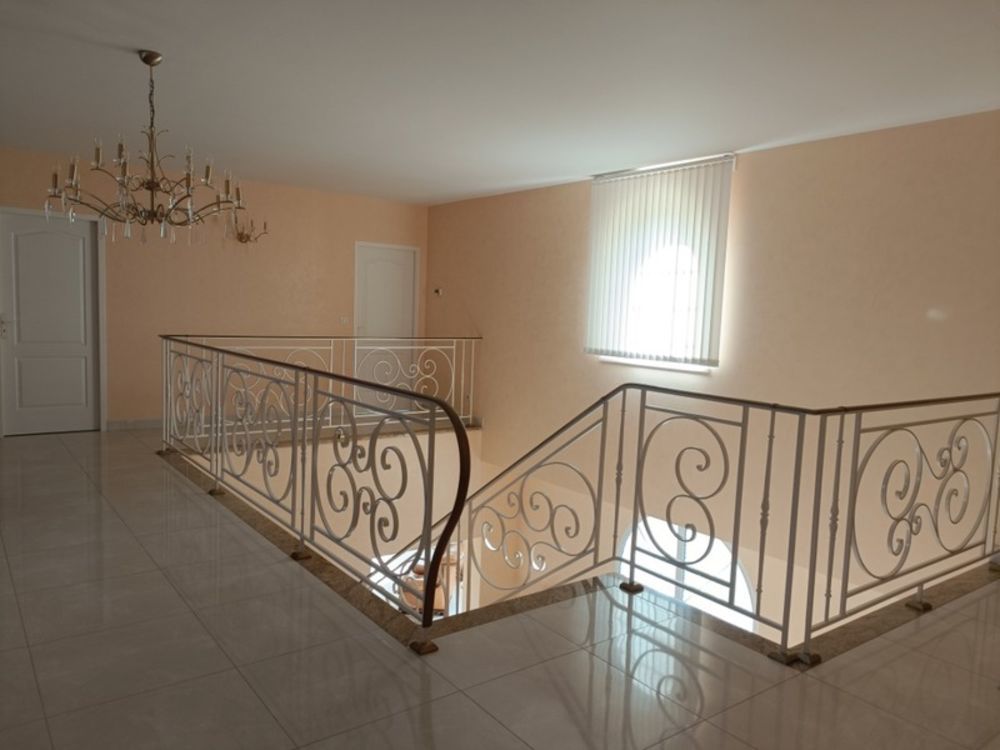 � vendre  Maison Montlu�on (03100)