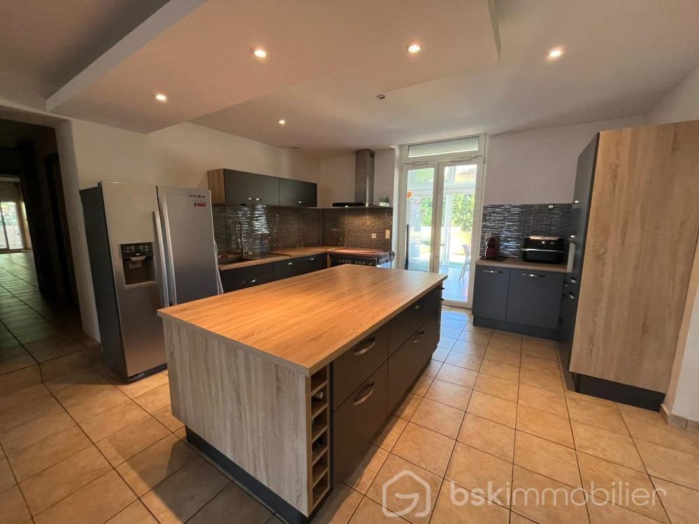 � vendre  Propri�t�/ch�teau Loriol-sur-Dr�me (26270)