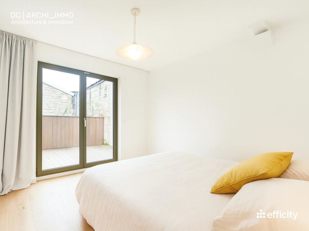 � vendre  Appartement Bordeaux (33300)